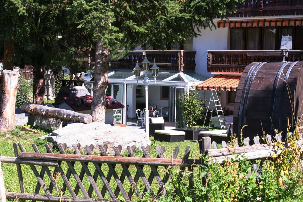 Bed & Breakfast Bijou Zermatt Exteriör bild