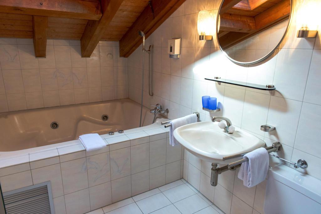 Bed & Breakfast Bijou Zermatt Rum bild